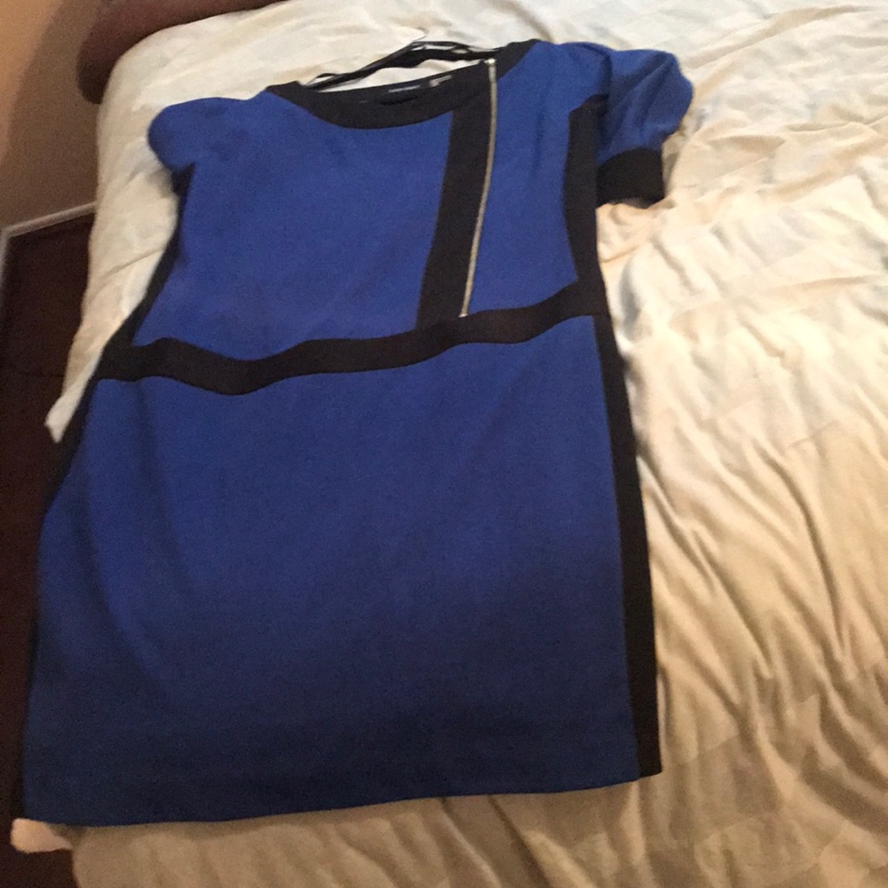 Blue Ellen Tracy mid length dress